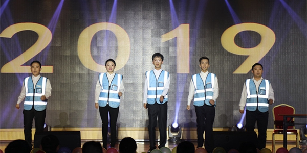 10-02、管理公司情景劇《中國夢 三箭夢》.jpg