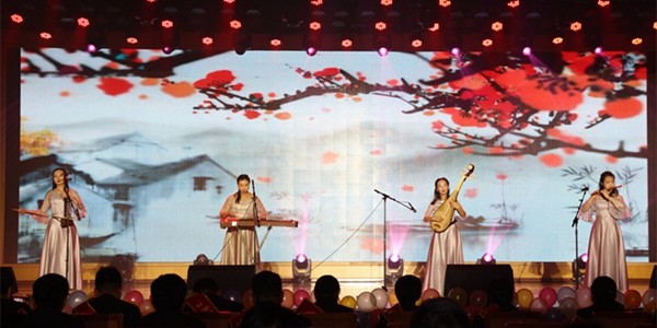 11、股份公司樂器演奏.jpg