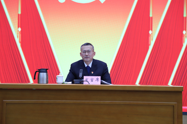 集團(tuán)黨委書記、董事長劉家昌代表上一屆600副本.jpg